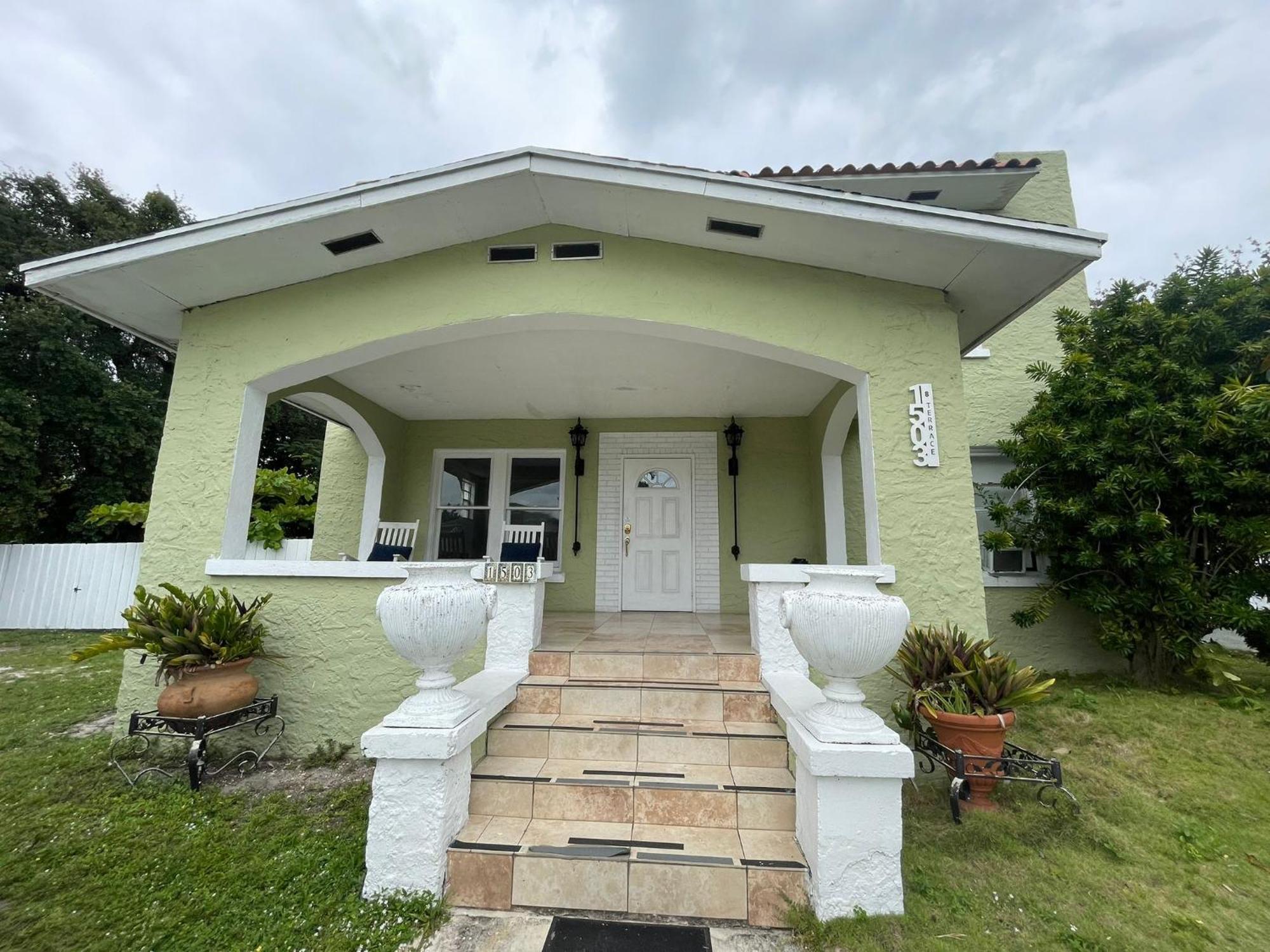 Comfy And Spacious Suite With Free Parking Miami Extérieur photo